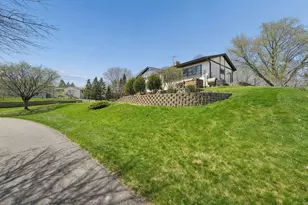 14720 Dunbar Ct, Apple Valley, MN 55124 - Photo 33