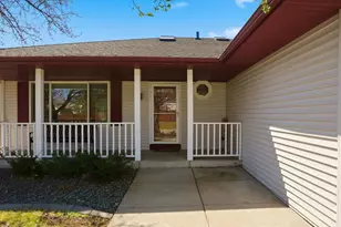 9421 83rd St S, Cottage Grove, MN 55016 - Photo 13