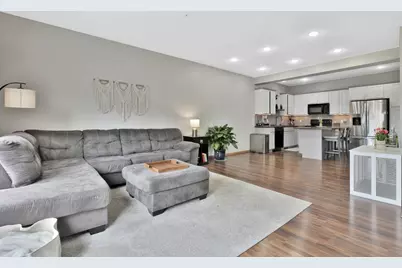 2423 121st Circle NE #C, Blaine, MN 55449 - Photo 7