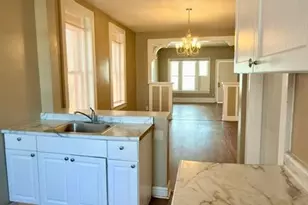 687 Aurora Ave, Saint Paul, MN 55104 - Photo 9