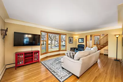 298 Washburn Avenue N, Minneapolis, MN 55405 - Photo 3