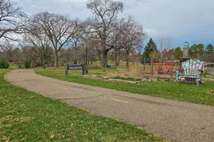 298 Washburn Ave N, Minneapolis, MN 55405 - Photo 23