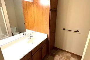 2333 Olivia Ct E, Maplewood, MN 55119 - Photo 15