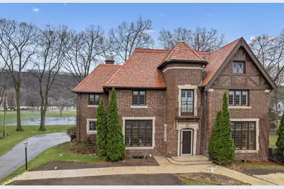 51 W Sarnia Street, Winona, MN 55987 - Photo 51