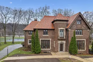 51 W Sarnia St, Winona, MN 55987 - Photo 51