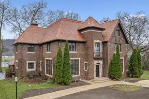 51 W Sarnia St, Winona, MN 55987 - Photo 1