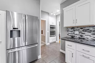 51 W Sarnia St, Winona, MN 55987 - Photo 17