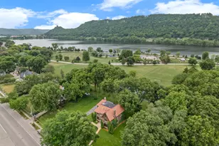 51 W Sarnia St, Winona, MN 55987 - Photo 3