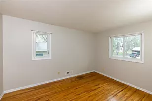 10205 39th Ave N, Plymouth, MN 55441 - Photo 21