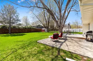 10205 39th Ave N, Plymouth, MN 55441 - Photo 3