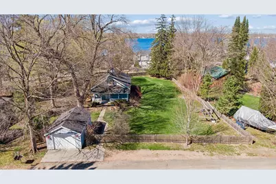 3142 Brooks Lane, Wayzata, MN 55391 - Photo 3