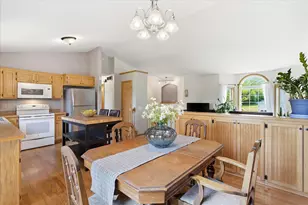 1109 Pond View Dr, Braham, MN 55006 - Photo 15
