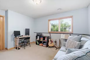 1109 Pond View Dr, Braham, MN 55006 - Photo 41
