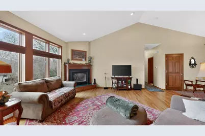 1032 Rocky Creek Drive NE, Rochester, MN 55906 - Photo 13