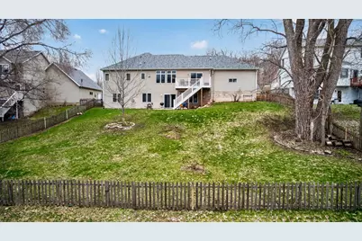 1032 Rocky Creek Drive NE, Rochester, MN 55906 - Photo 9