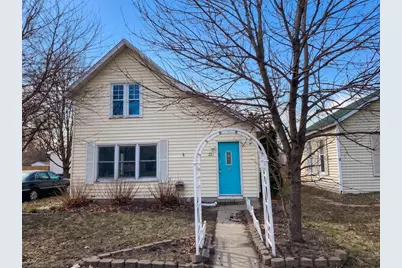 321 S Main Street, Lake Crystal, MN 56055 - Photo 1