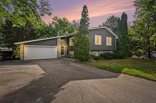 12405 Villaburne Dr, Burnsville, MN 55337 - Photo 1