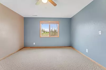 160 Orchard Manor Drive SE, Plainview, MN 55964 - Photo 17