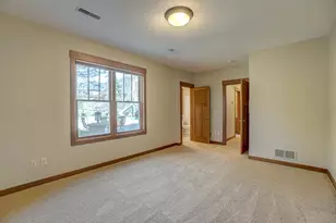 2637 Cottage Grove Pl, Woodbury, MN 55129 - Photo 41