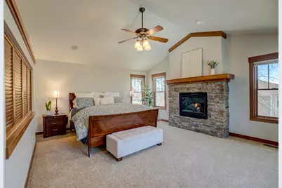 2637 Cottage Grove Place, Woodbury, MN 55129 - Photo 19