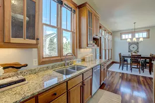 2637 Cottage Grove Pl, Woodbury, MN 55129 - Photo 9