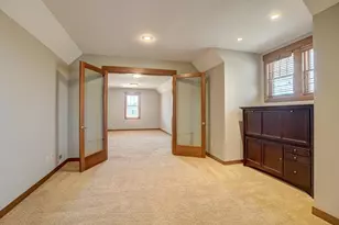 2637 Cottage Grove Pl, Woodbury, MN 55129 - Photo 31