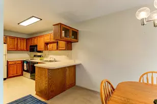 3606 Garden Blvd N, Oakdale, MN 55128 - Photo 11