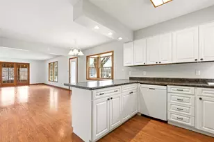 121 W Rowena St, Ivanhoe, MN 56142 - Photo 9