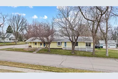 121 W Rowena Street, Ivanhoe, MN 56142 - Photo 1