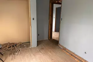 121 E 7th St, Crookston, MN 56716 - Photo 7