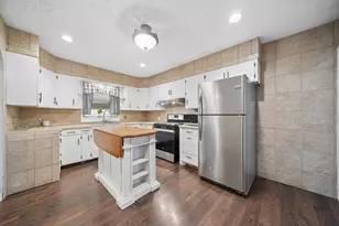 409 N Prairie St, Sherburn, MN 56171 - Photo 5