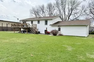 14 1st St NW, Fairfax, MN 55332 - Photo 3