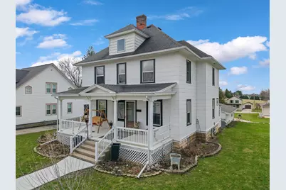 103 South Street W, Caledonia, MN 55921 - Photo 1