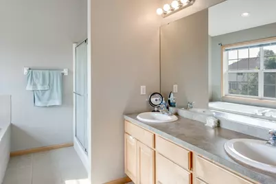 9743 Almond Avenue N, Brooklyn Park, MN 55443 - Photo 21