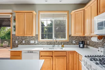 9743 Almond Avenue N, Brooklyn Park, MN 55443 - Photo 7