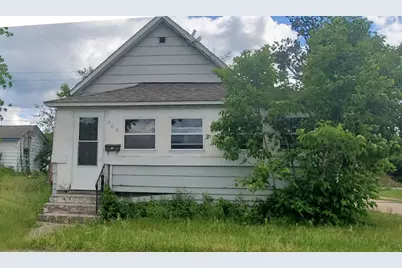 906 Irvine Avenue NW, Bemidji, MN 56601 - Photo 1