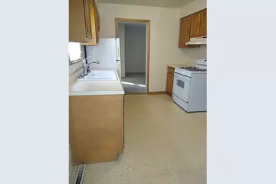 906 Irvine Avenue NW, Bemidji, MN 56601 - Photo 13