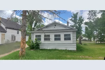 906 Irvine Avenue NW, Bemidji, MN 56601 - Photo 3
