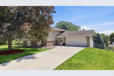 49 14th Avenue SW, New Brighton, MN 55112 - Photo 1