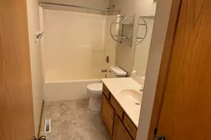4932 NW 10th Street NW, Rochester, MN 55901 - Photo 19