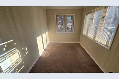 1007 7th Avenue NE, Austin, MN 55912 - Photo 5