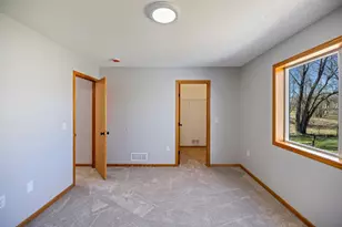 29640 Broadway St, Lindstrom, MN 55045 - Photo 15