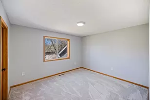 29640 Broadway St, Lindstrom, MN 55045 - Photo 13