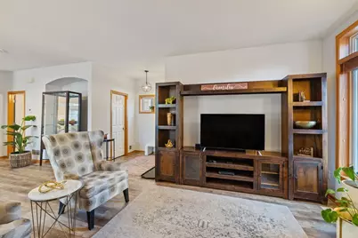 5201 Humboldt Avenue N, Minneapolis, MN 55430 - Photo 7