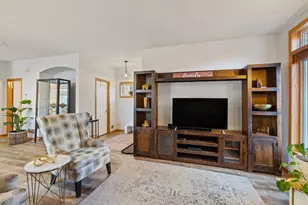 5201 Humboldt Ave N, Minneapolis, MN 55430 - Photo 7