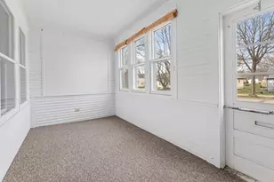1628 Ford Ave N, Glencoe, MN 55336 - Photo 3