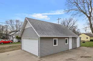 1628 Ford Ave N, Glencoe, MN 55336 - Photo 23