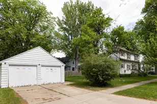 623 6th St S, Moorhead, MN 56560 - Photo 3