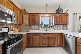 5611 Indiana Ave N, Brooklyn Center, MN 55429 - Photo 11