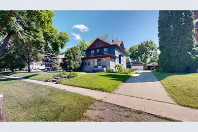 216 Litchfield Avenue SE, Willmar, MN 56201 - Photo 1